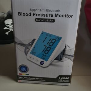 Upper Arm Electronic Blood Pressure Monitor - White